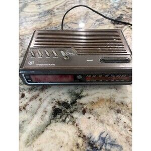 Vintage GE Digital Clock Radio w/ Alarm & Snooze Button, Tested, Model 7-4612B